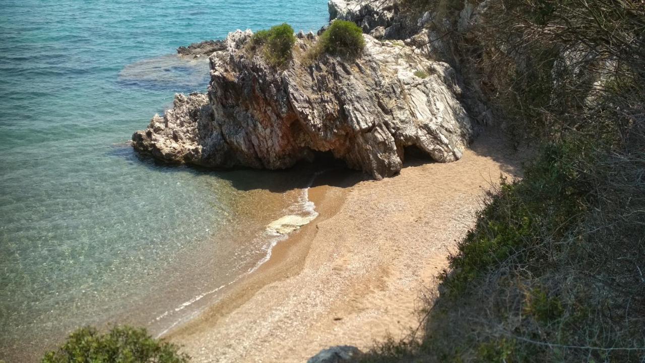 Aiolos Kalamaki  Exterior photo